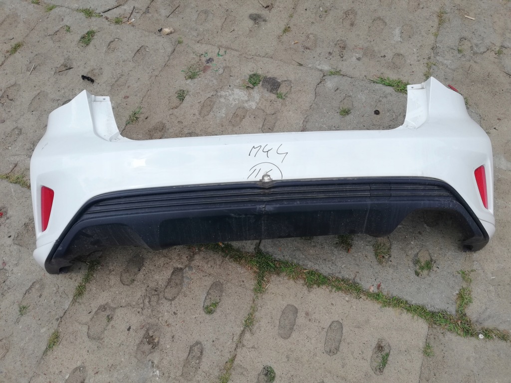 Купить Ford focus mk4 бампер задний  задний st line