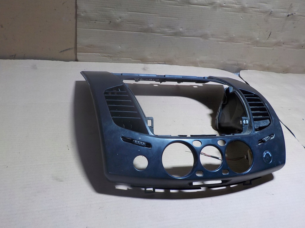 фото №5, Mitsubishi l200 рамка панели средняя