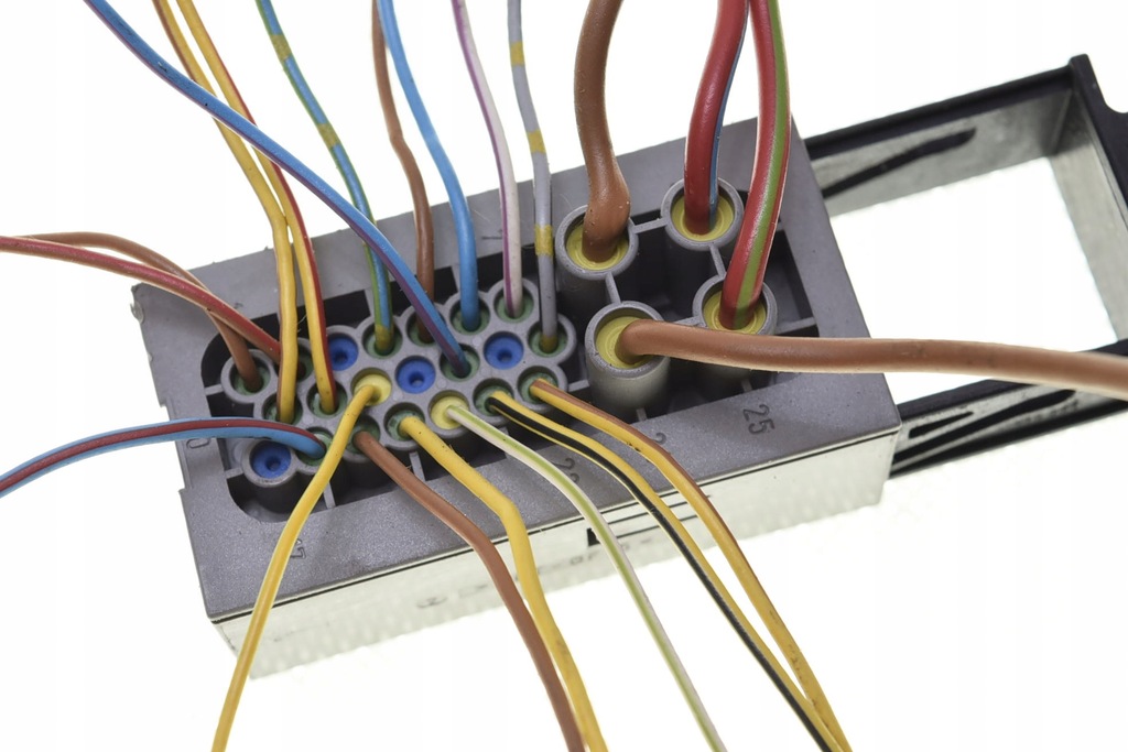 фото №6, Штекер насоса abs bmw e46 8369716 amp967383-2