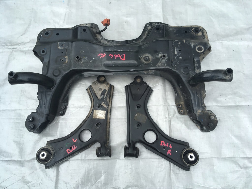 фото №1, Doblo подрамник рычаг 2015-