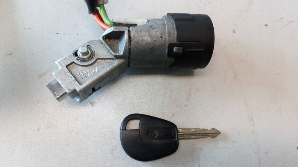 фото №6, Замок зажигания с ключ citroen berlingo m59 partner 4162ch