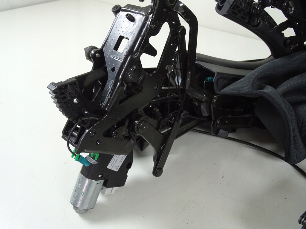 фото №6, Audi tt 8s cabrio крыша электрически складной black