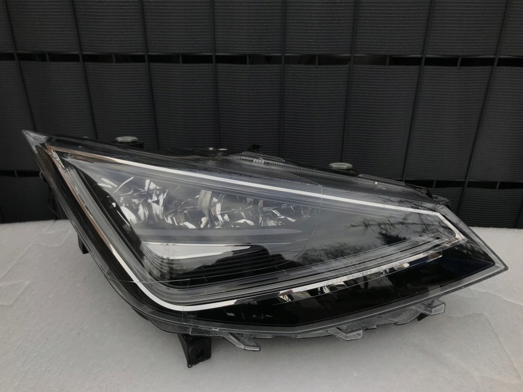Купити Seat ibiza 5 6f1 правий фара перед full led 17-