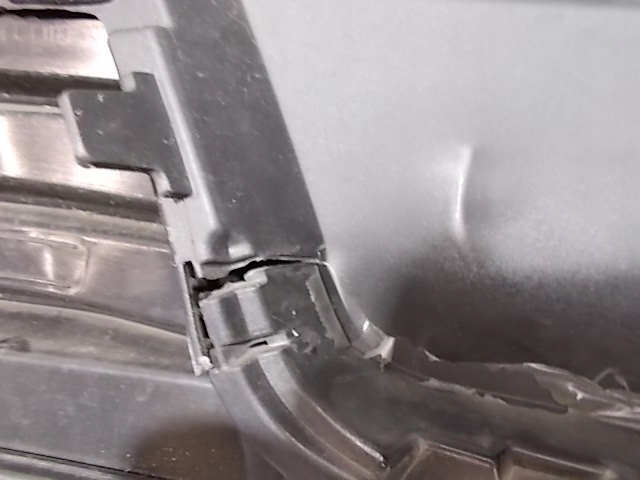 фото №11, Audi оригінальний номер 8v3807437 бампер