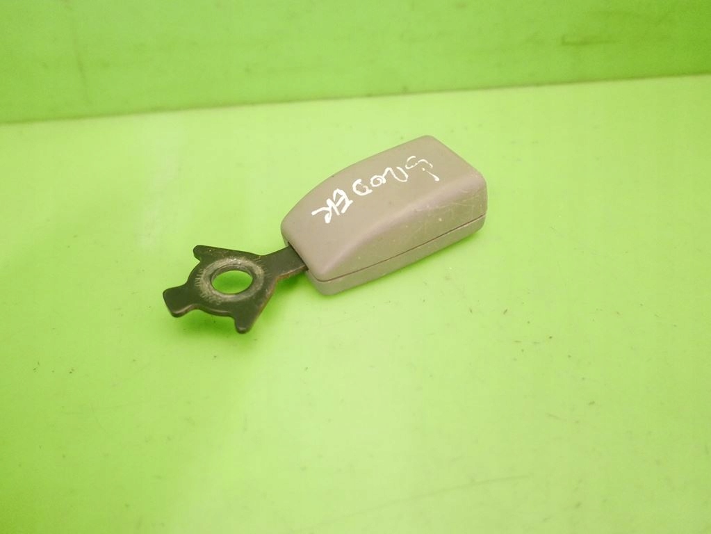 фото №4, Засувка замок поперечина середина задня mazda premacy i