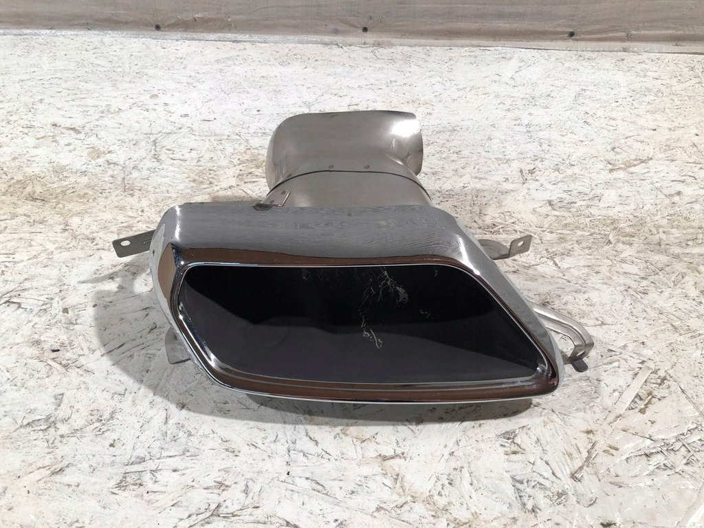 фото №1, Volvo xc40 наконечник выхлоп правая