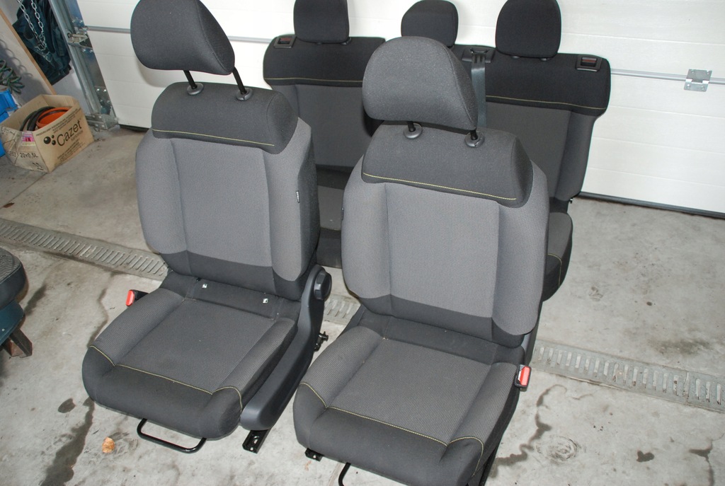 фото №1, Сиденье l / p перед citroen c3 iii 17r