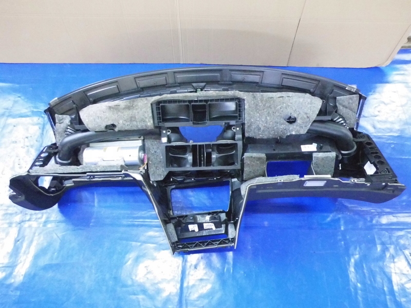 фото №8, Приборная панель консоль приборная eu подушка безопасности volvo v70 ii