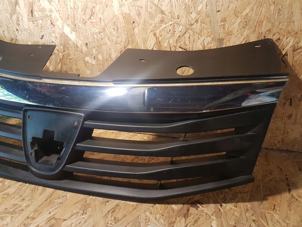 фото №3, Dacia sandero i 08-12 решітка радіатора решітка радіатора w бампер перед