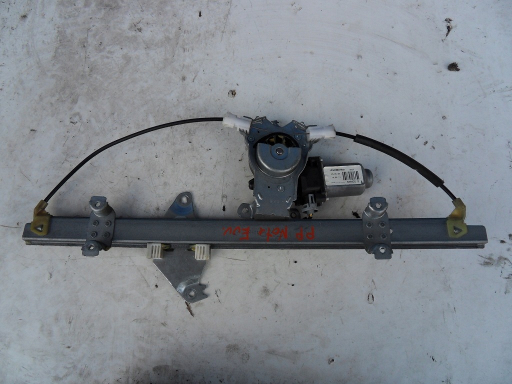 фото №1, Nissan note i e11 06-09 подъемник передний правый 2p