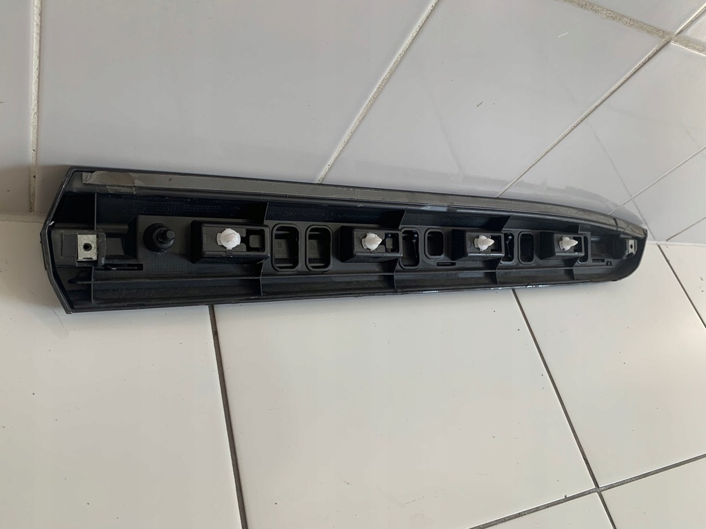 фото №5, Volkswagen оригінальний номер 3g8853992b молдинг двері задніх p