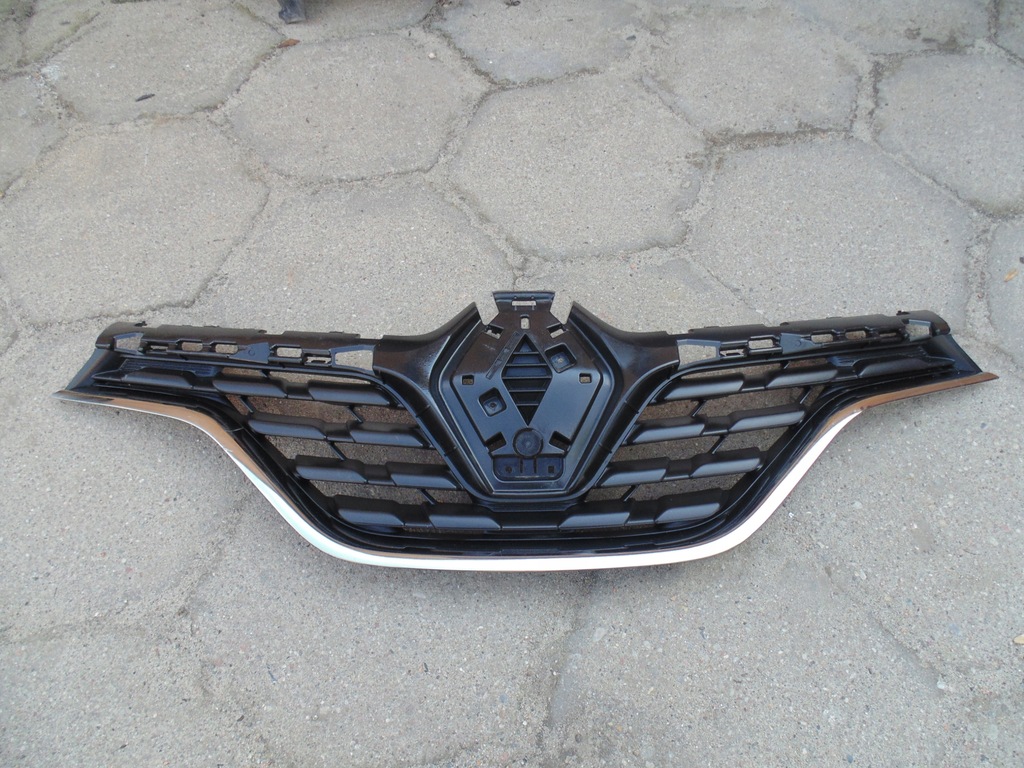 фото №1, Решётка радиатора решётка радиатора renault captur lift 2017-