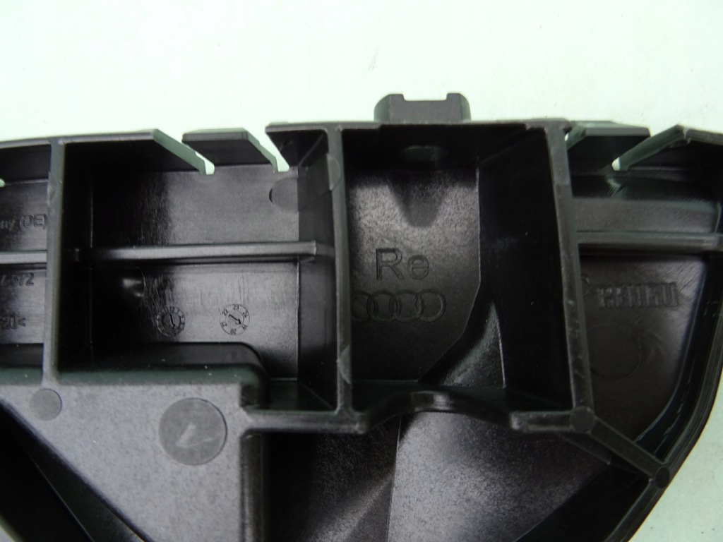 фото №3, Направляющая бампер задняя правый audi tt 8s0807572