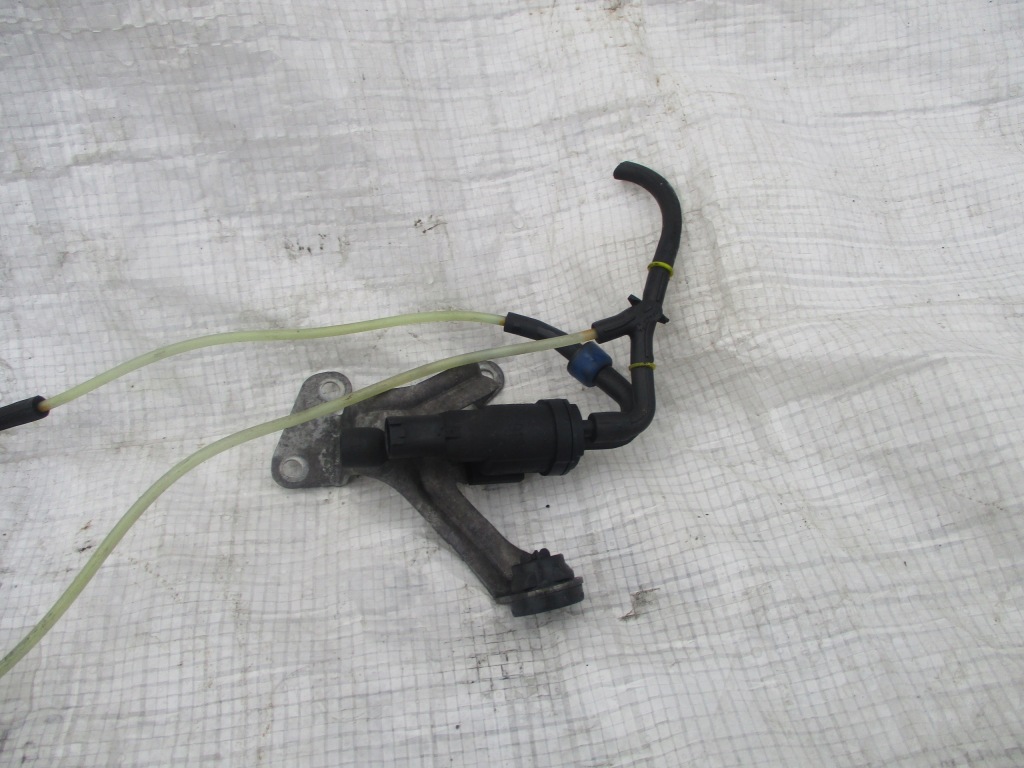 фото №1, Клапан вакууму mercedes gl ml w164 3.5 5.0