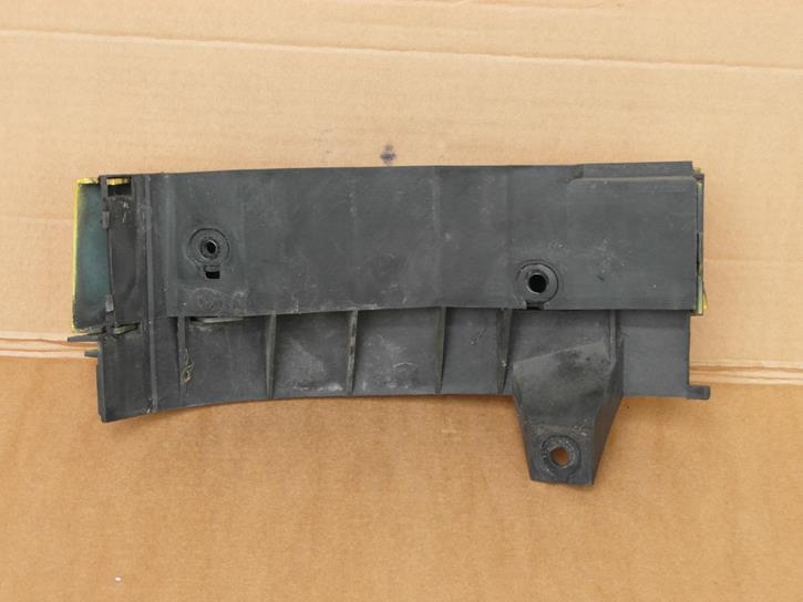 фото №8, Audi s3 a3 8l направляющая молдинг лампы правая правый задняя задняя 8l0807378a