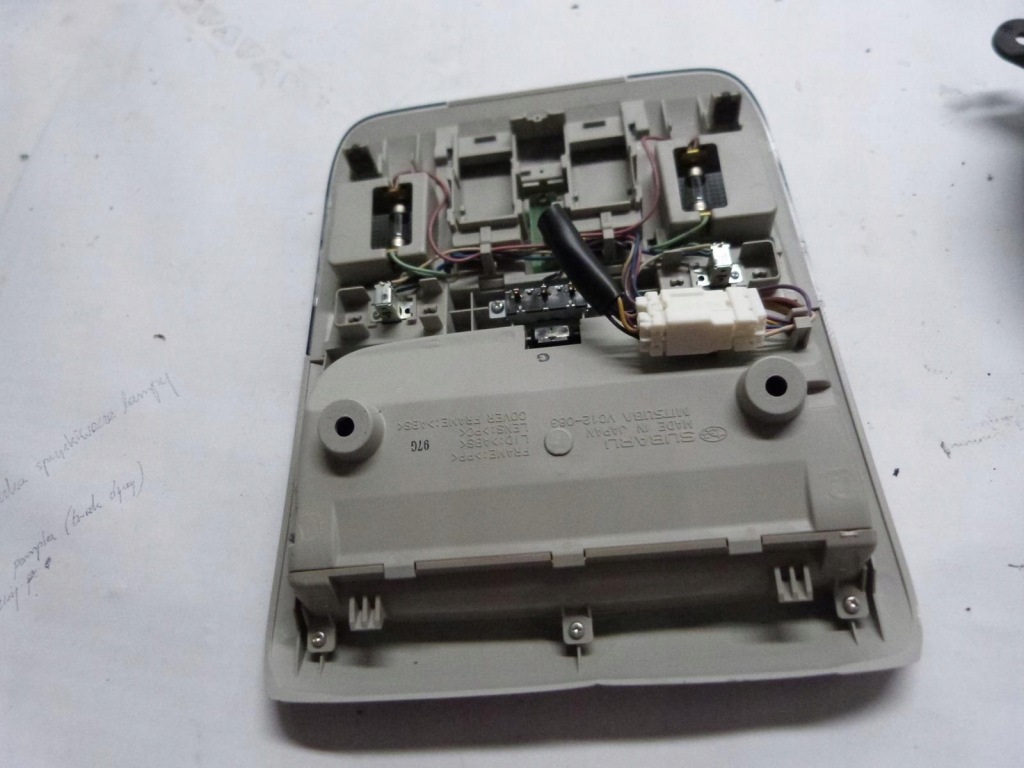 фото №4, Subaru legacy v outback лампа podusfitki кабины