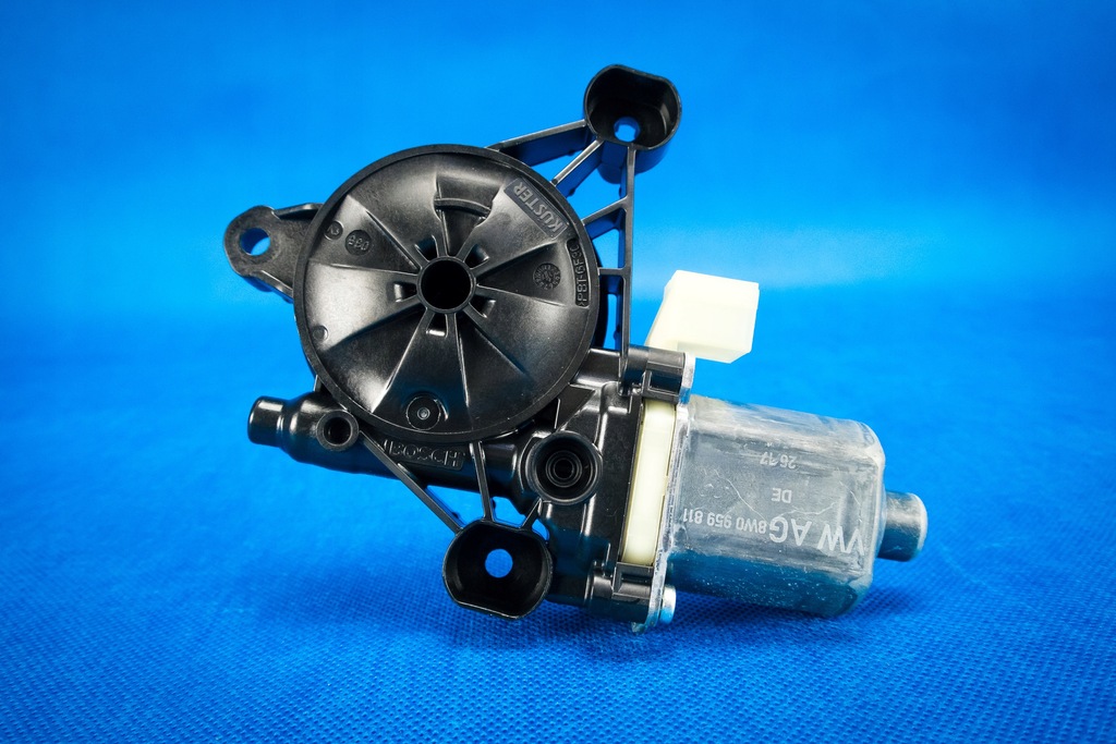 фото №13, Моторчик стекло audi оригинальный номер 8w0959811