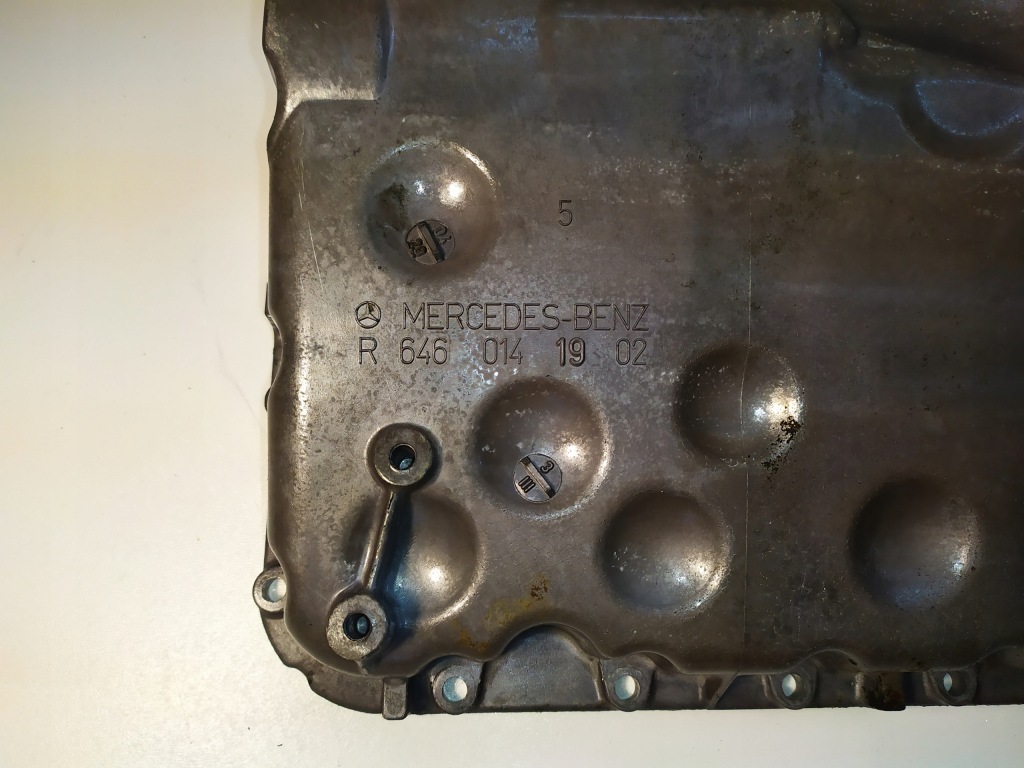 R6460141902 mercedes 2.2 cdi піддон масляна Ціна