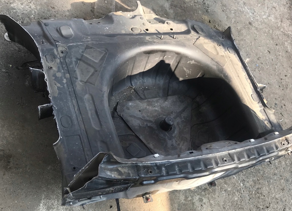 фото №1, Pas basen піддон підлога багажник fiat stilo 3d