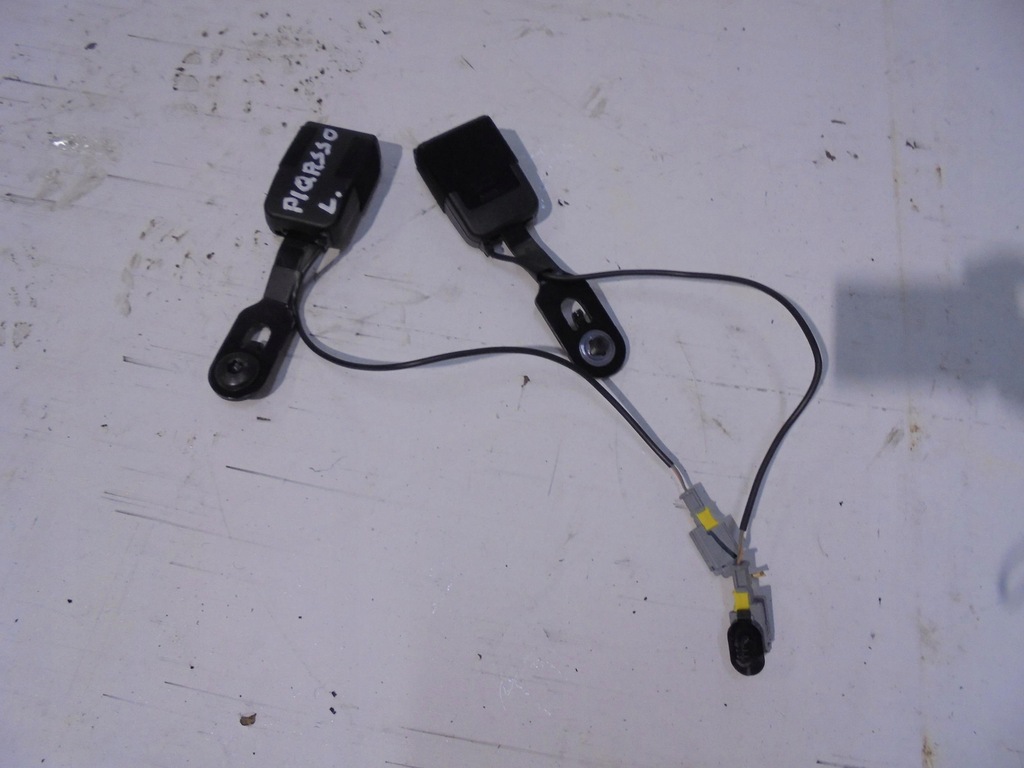 фото №1, Пряжка поперечина правый перед citroen c3 picasso