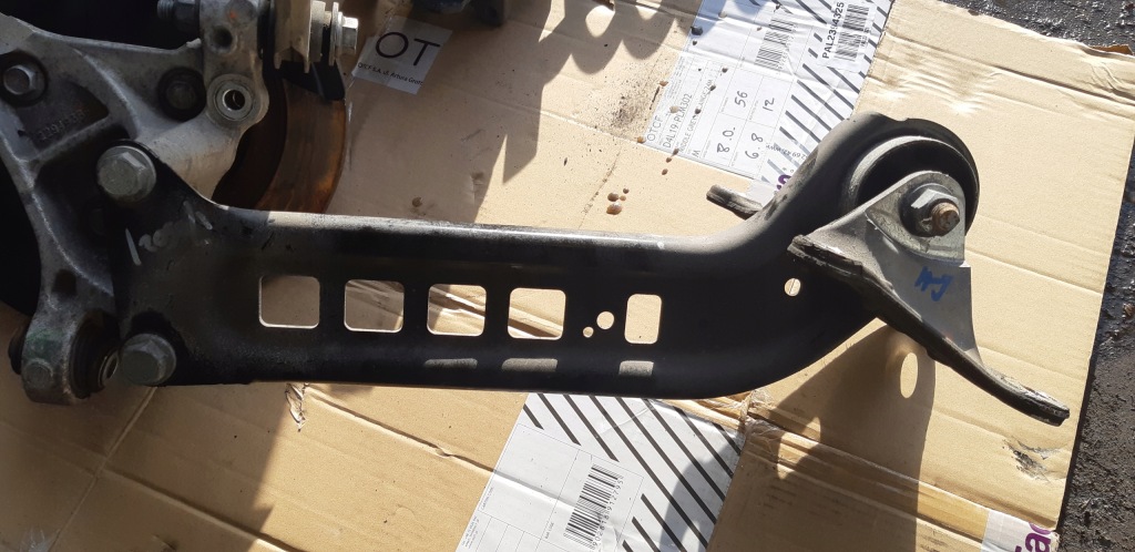 фото №2, Insignia b важіль задня правий лівий ідеальний стан