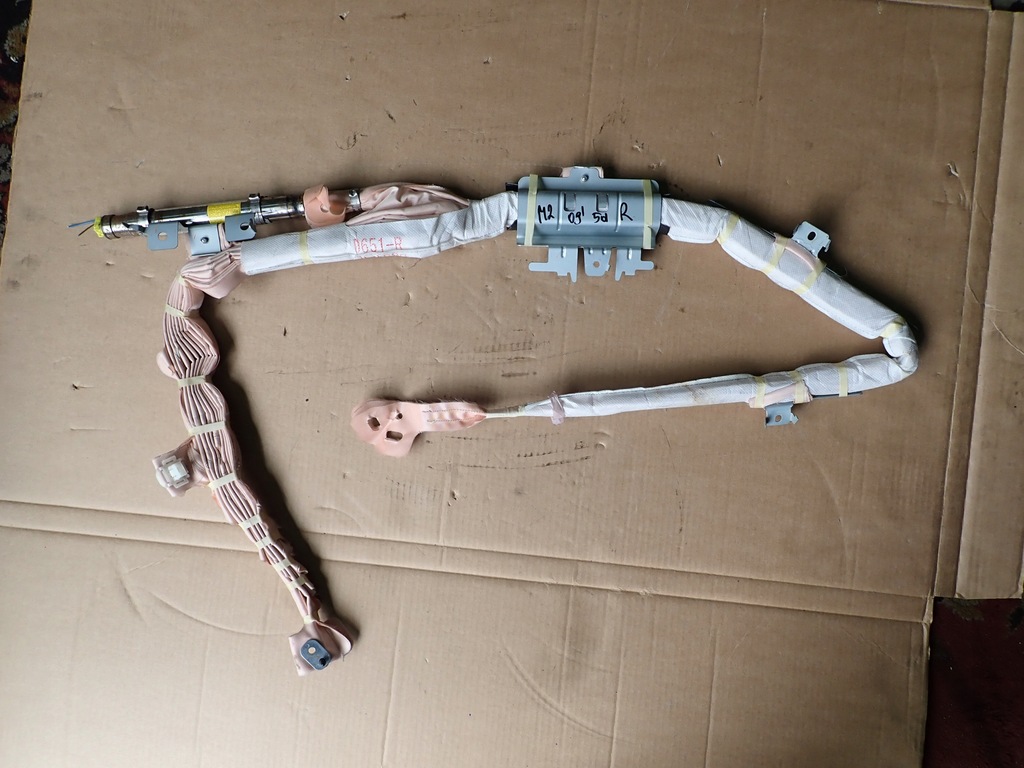 фото №1, Mazda2 mazda 2 ii 09- шторка безпеки права подушка srs