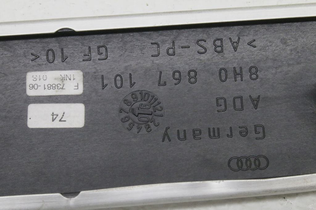 фото №5, Молдинг левый задняя audi a4 b7 cabrio