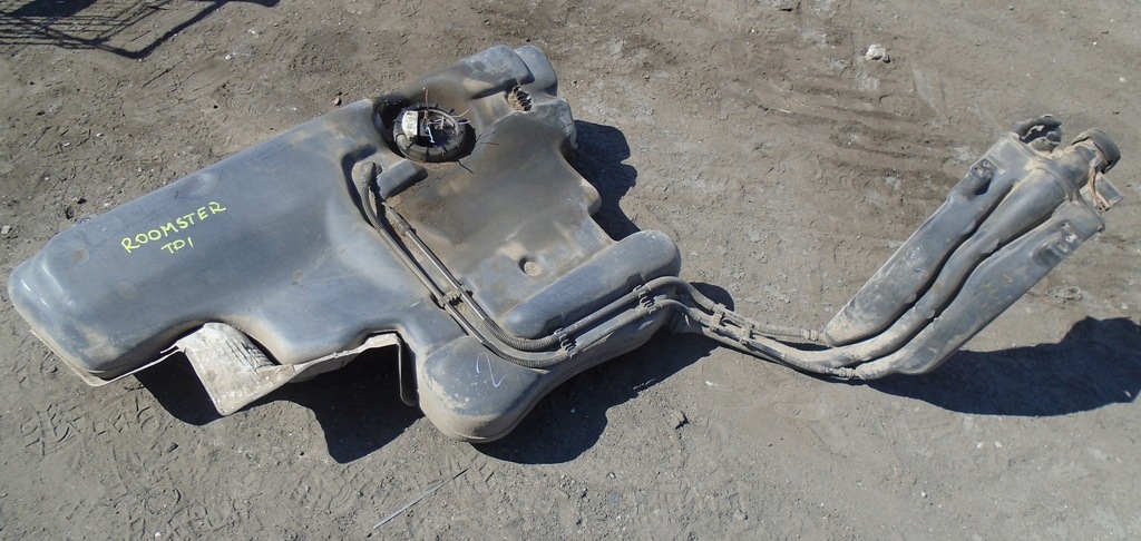 фото №1, Roomster tdi bak бак топлива