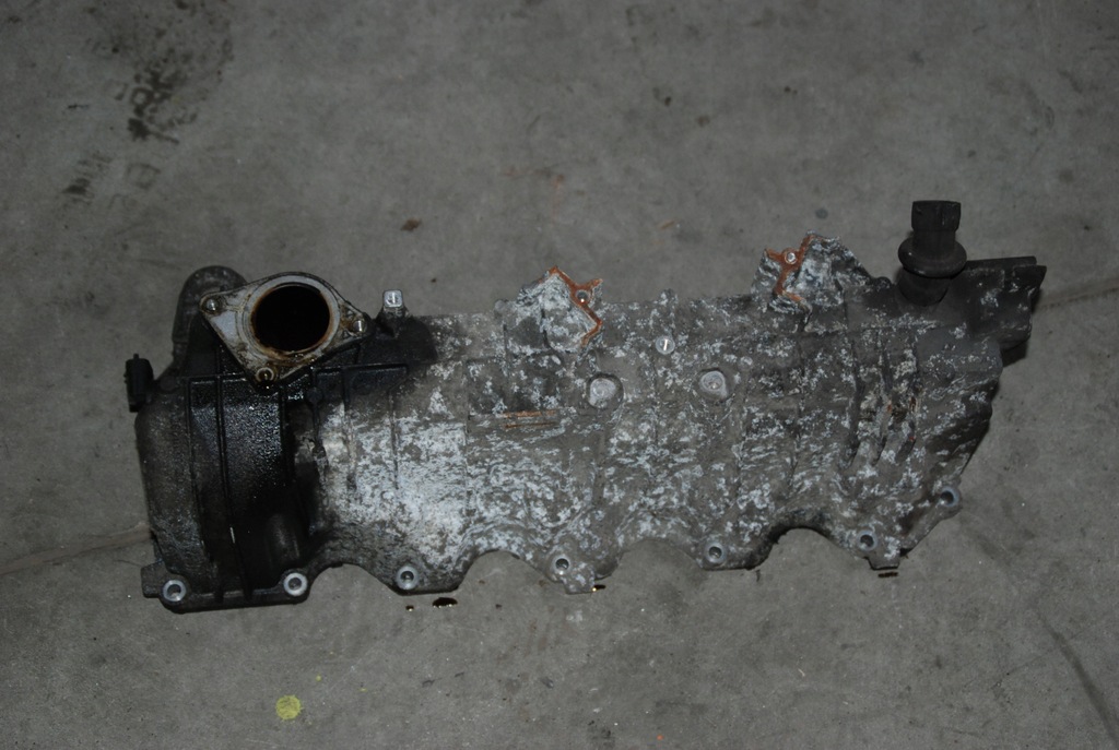 фото №1, Mercedes w169 a169 1.5b крышка клапанов