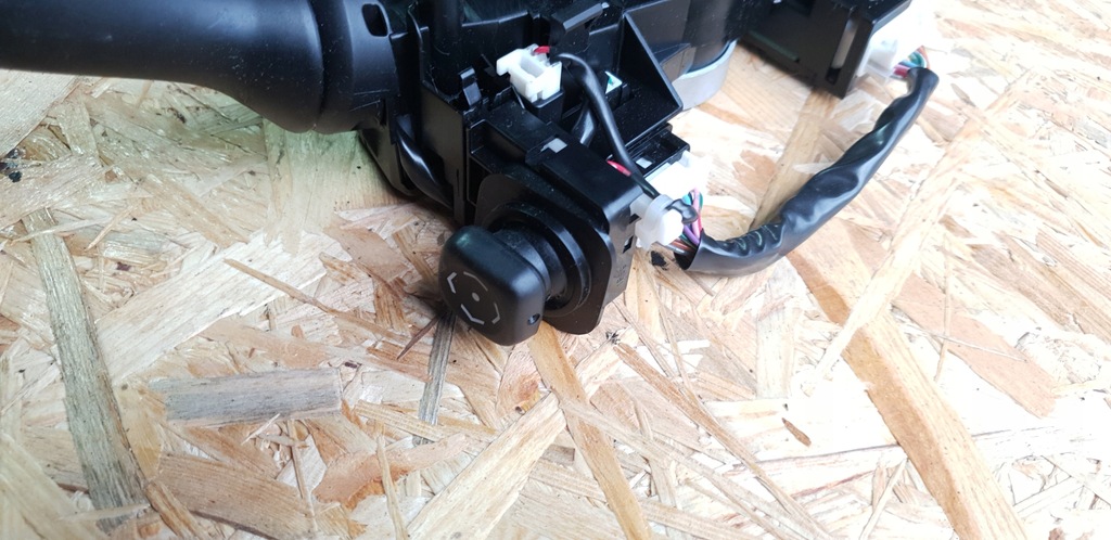 фото №6, Перемикачі керма lexus is250