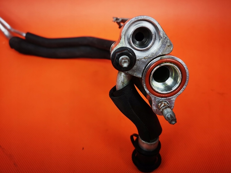 фото №10, Volvo оригінальний номер 31351698 трубка шланг кондиціонера