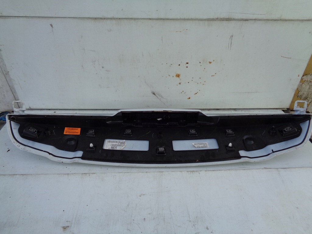 фото №3, Спойлер накладка стоп крышки задняя renault clio iv hb