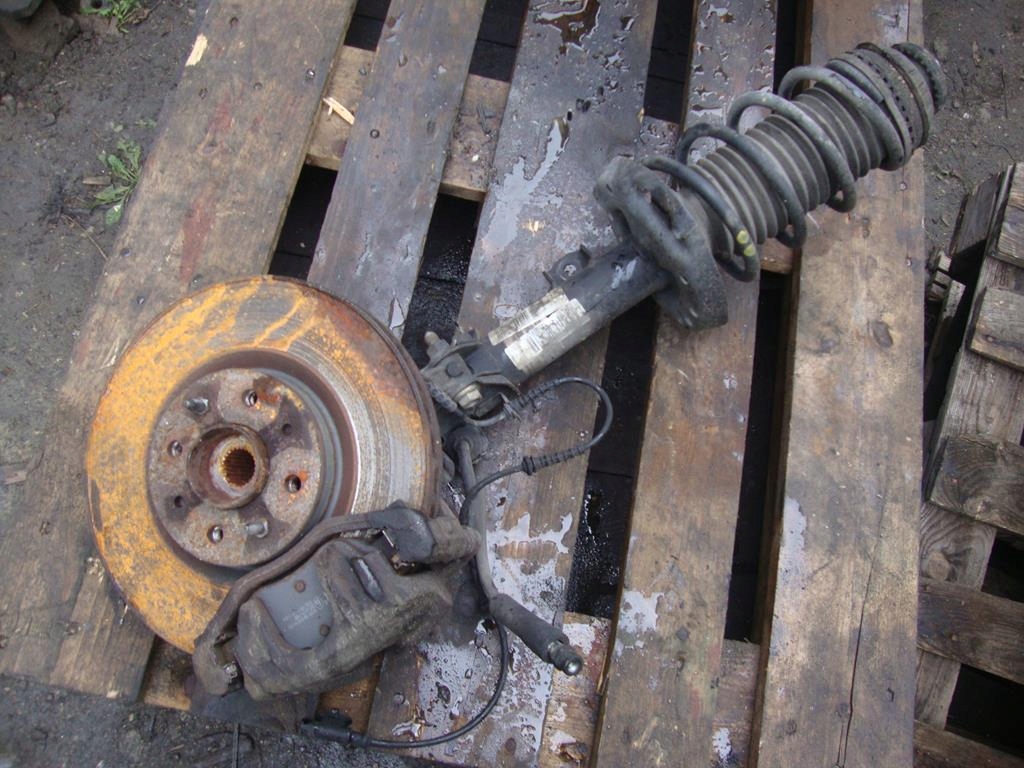 фото №4, Амортизаторна стійка поворотний кулак правий права alfa romeo mito