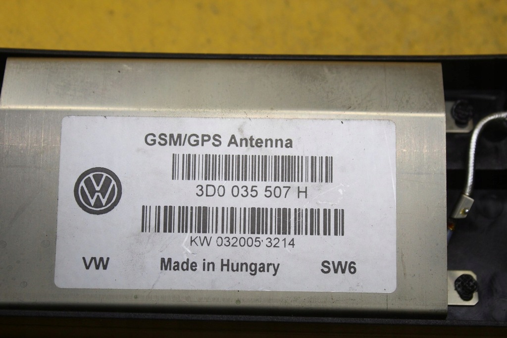 фото №7, Антенна gps навигации vw phaeton 3d0035507h