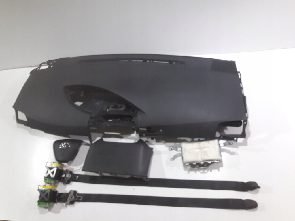 фото №1, Toyota verso lift приборная панель консоль подушка безопасности ремни