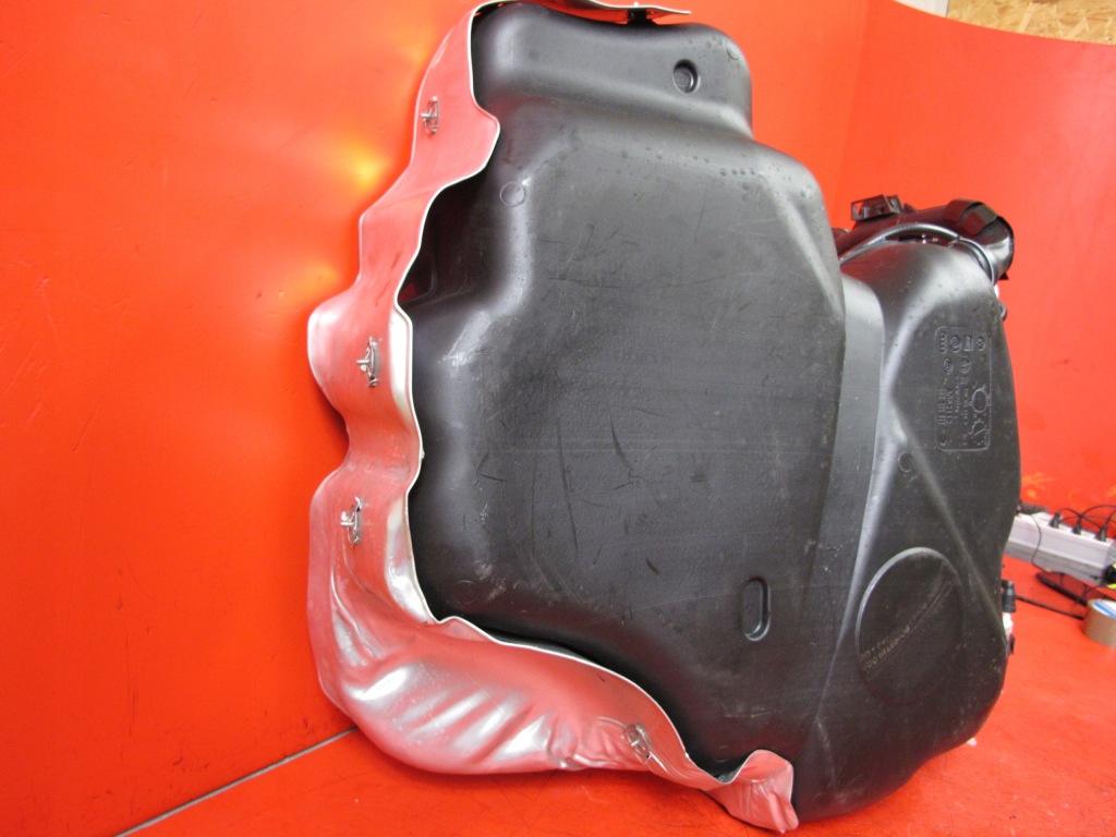 фото №5, Vw beetle 5c 1.2 tsi бак топлива 5c0201021dm