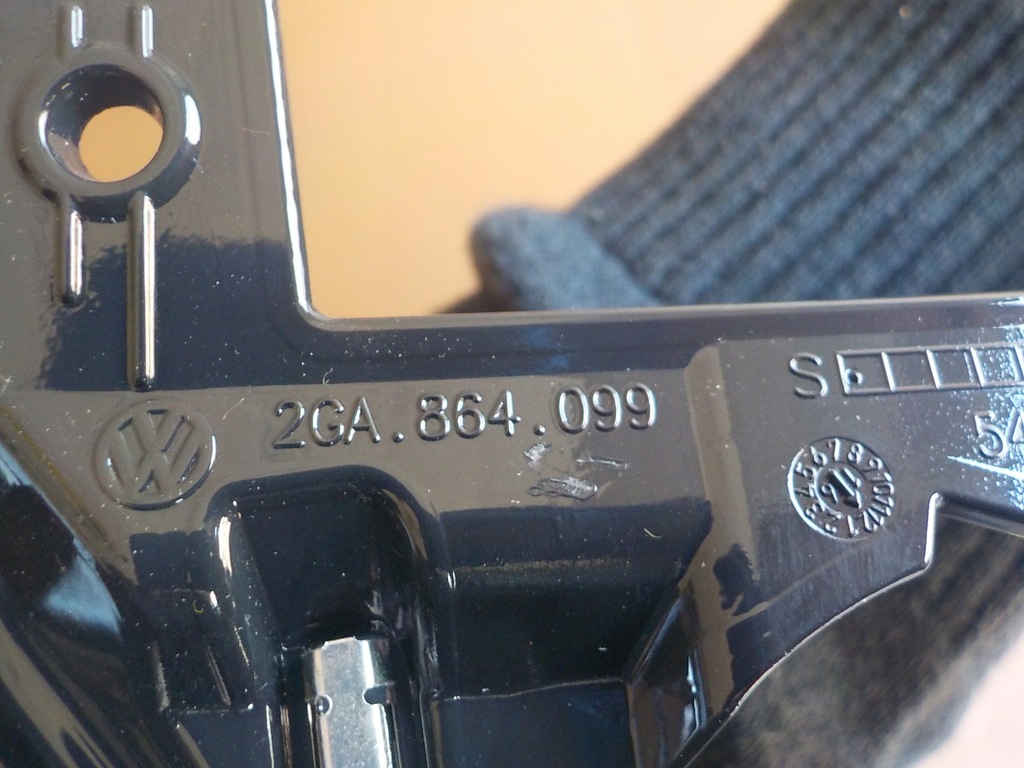 фото №10, Vw t-roc рамка середня тунель 2ga864099a