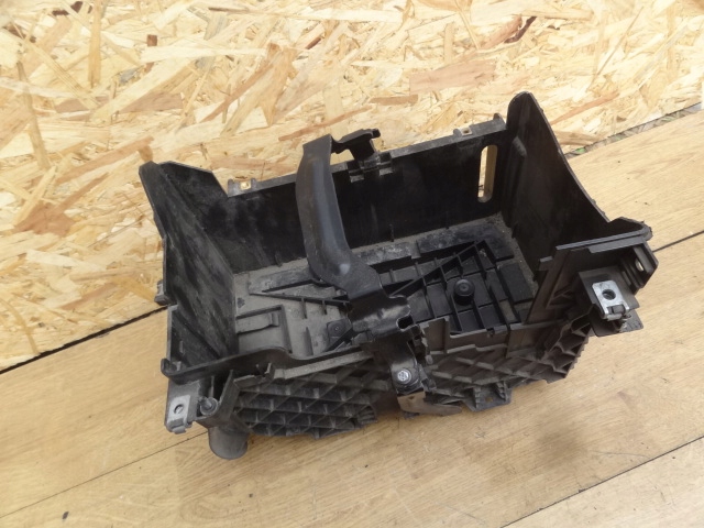 фото №1, Renault grand scenic iii 2010 корпус аккумулятор