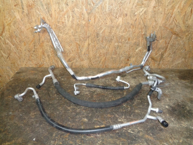 фото №1, Ford galaxy 17r 2,0tdci трубка кондиционера 5132