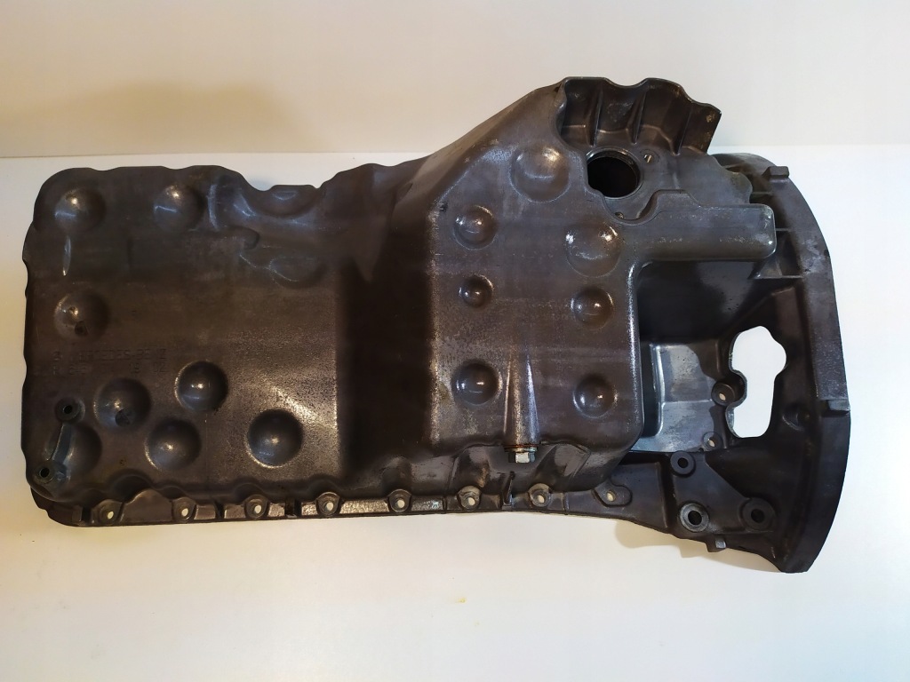 R6460141902 mercedes 2.2 cdi піддон масляна Доставка