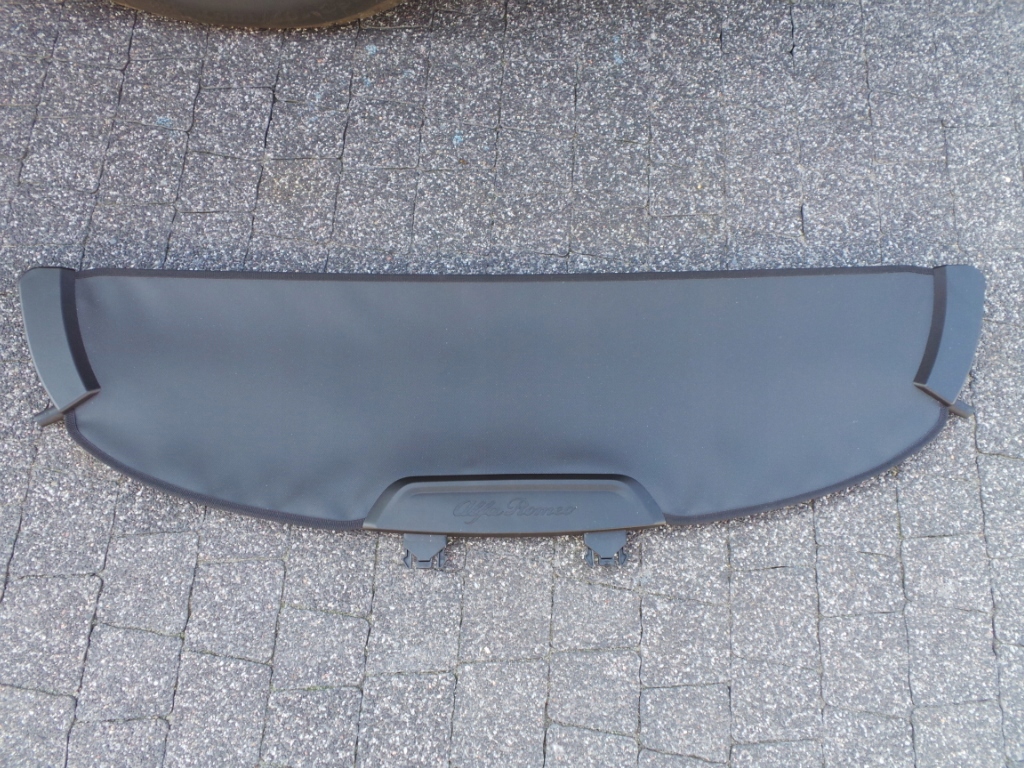 фото №1, Полка задняя защита крышки alfa romeo stelvio