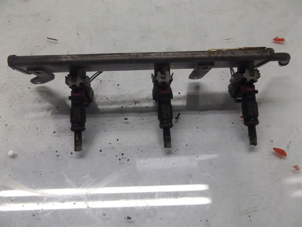 Купити Twingo iii 1,0 молдинг упорскування 100019432 r