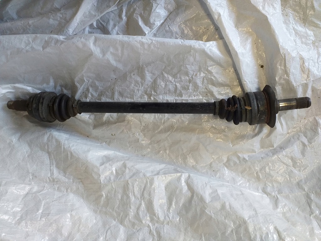 фото №1, Bmw f10 f11 приводной вал задняя левый задняя левая 7581027