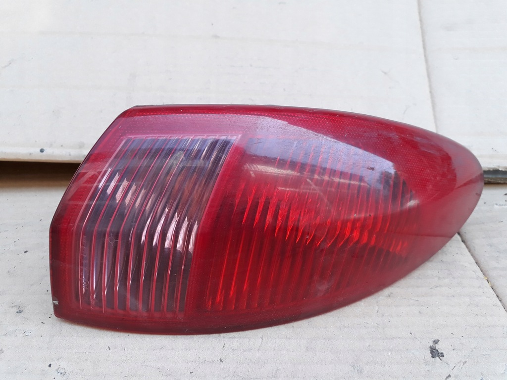 фото №1, Лампа правая задняя alfa romeo 147