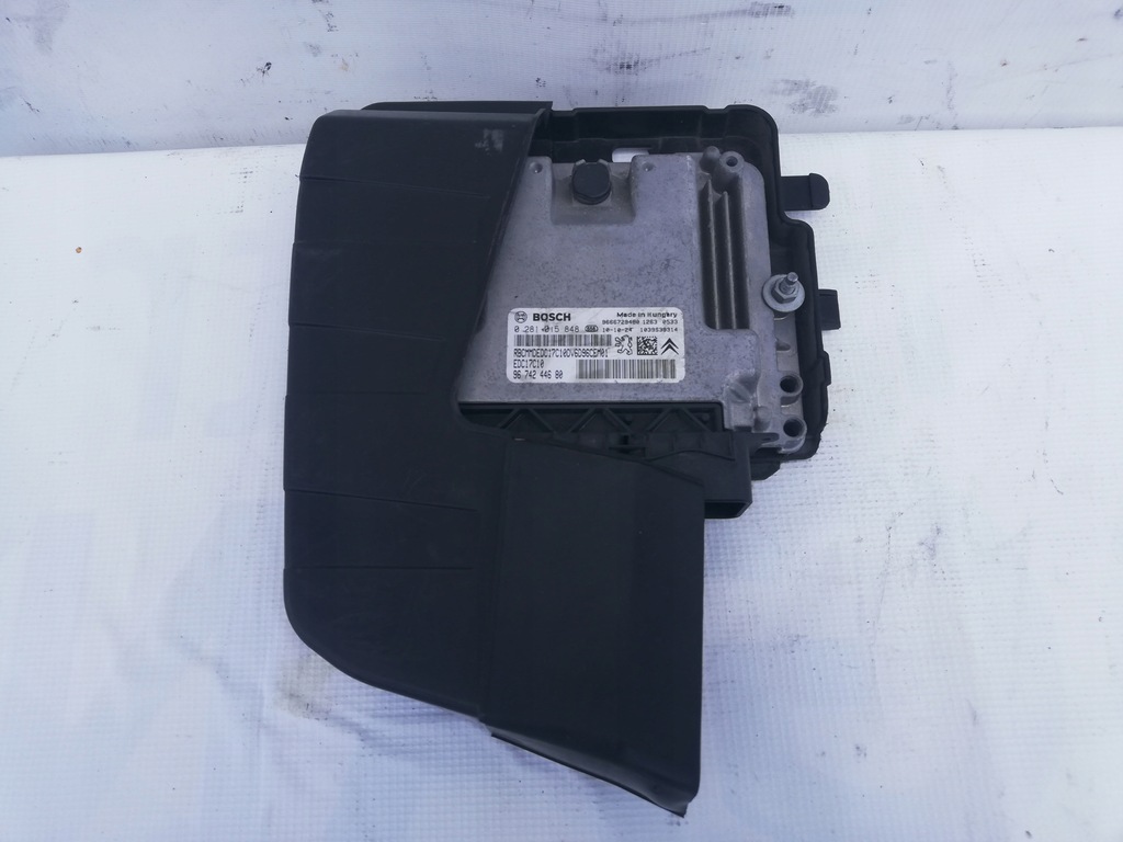 фото №1, Бортовой компьютер двигателя citroen c3 ii 0281015848