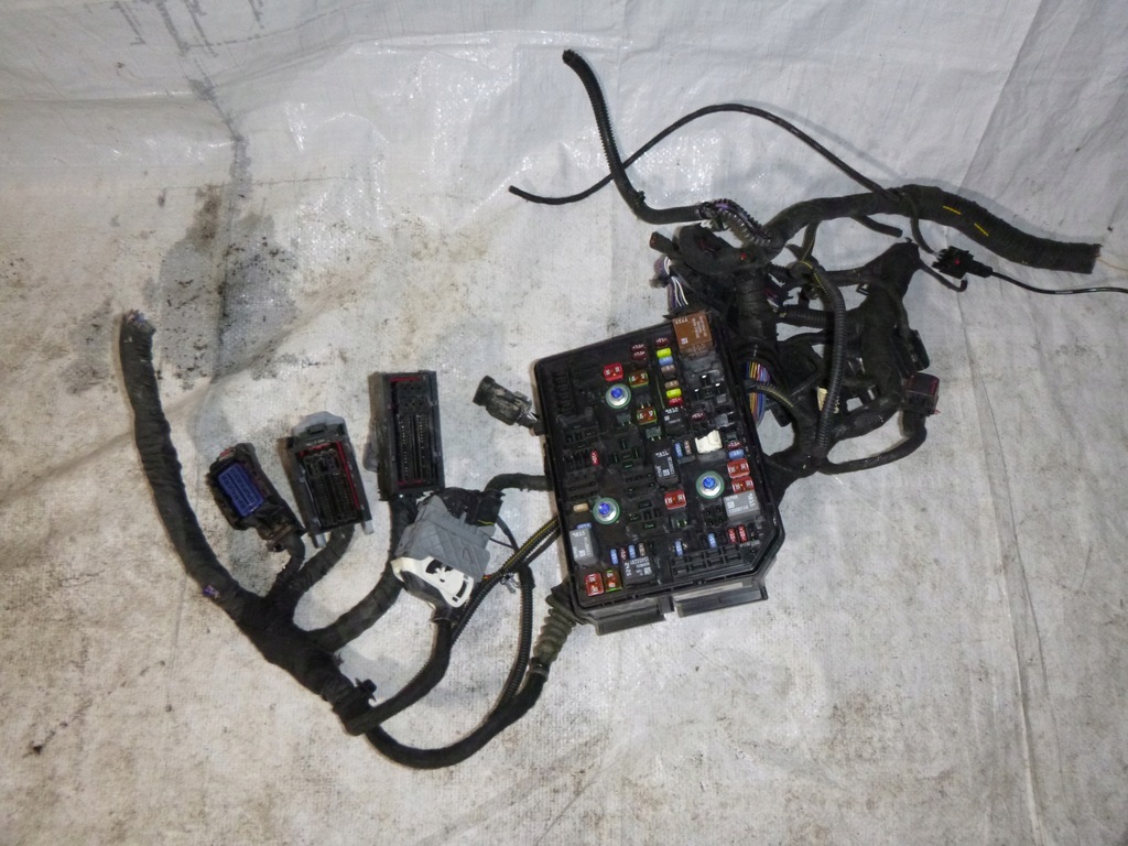 фото №1, Bsm електропроводка astra k коробка запобіжників