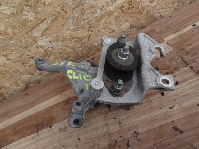 фото №1, Renault clio iv 2013 1,5 dci подушка кронштейн коробки