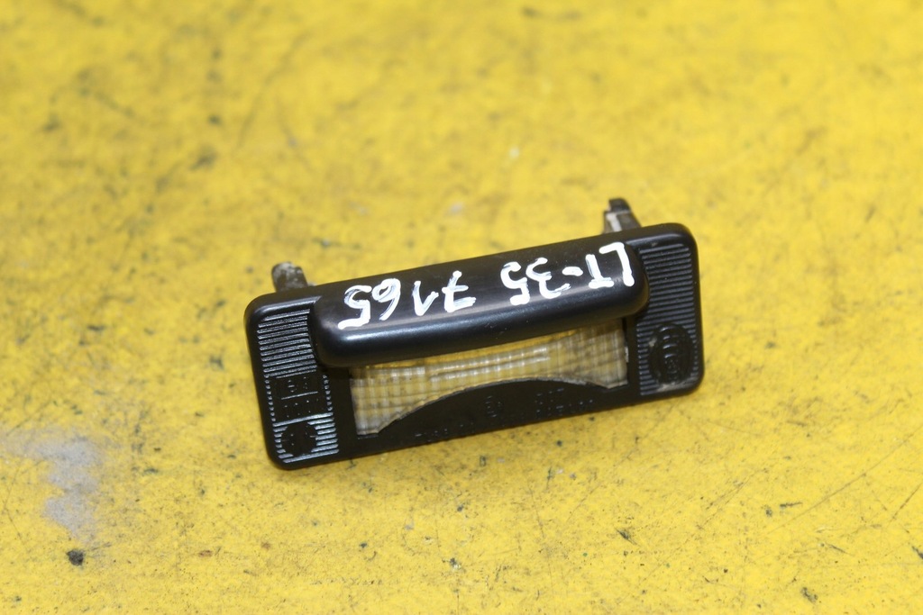 фото №1, Лампа освітлення номерного знака vw lt 35