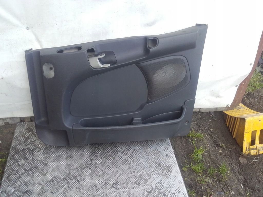 фото №2, Оббивка правий обшивка двері scania r