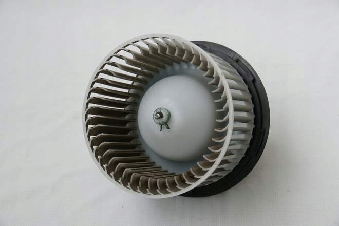 фото №1, Повітродувка вентилятор nissan tiida c11 europa łódź